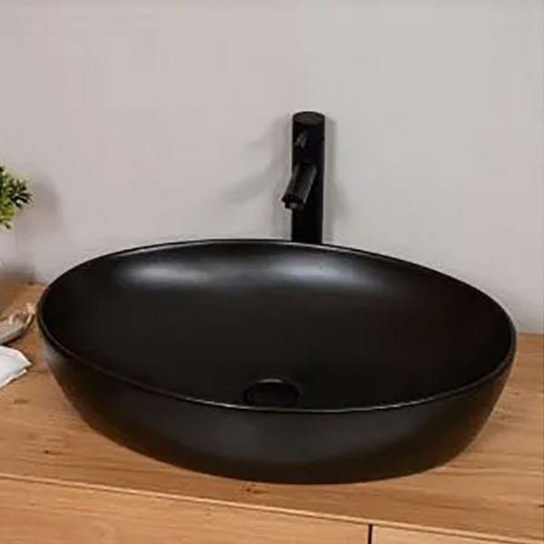 כיור רחצה מונח מסדרת אטלנטה 61.5/41/14 שחור מט