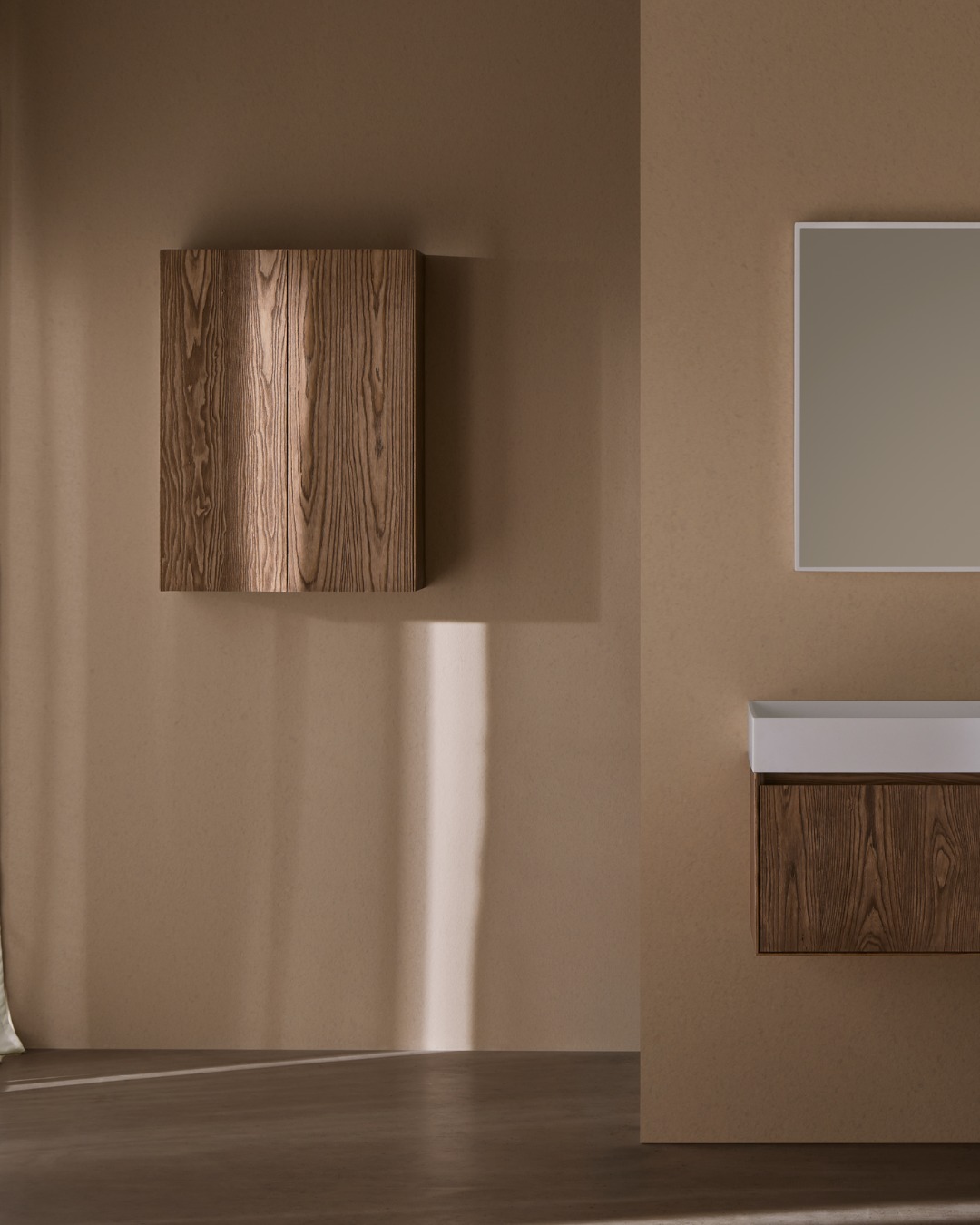 קולקציית MATERIA של @naxani_  מדגישה את מהות החומר עצמו.